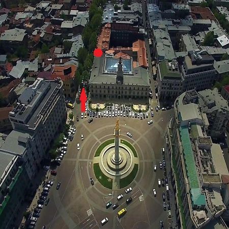 Freedom Square Apartment Tbilisi Esterno foto